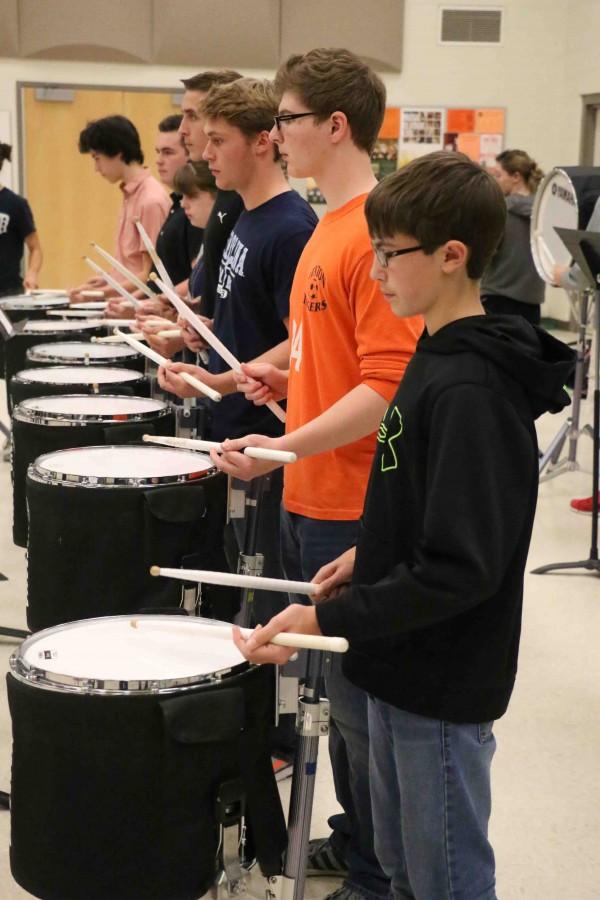Playing+the+song+Penta+on+his+snare+drum%2C+sophomore+Caleb+Long+plays+his+snare+drum+at+the+tryouts+for+the+Tigers+Performance+Drumline.+At+tryouts%2C+we+set+up+our+drums+and+played%2C+Long+said.+Whoever+sounded+the+cleanest+stayed+longer.+I+made+it%2C+I+got+into+snare+and+thats+the+drum+I+tried+out+for.