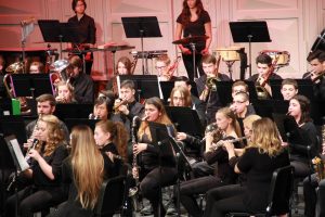 Band program to present its annual holiday concert