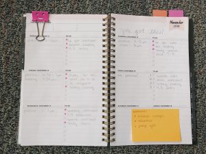 Students stay organized with planners