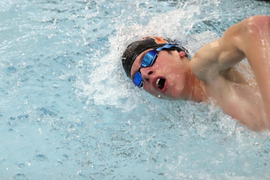 Swimming+freestyle%2C+sophomore+Steven+Keiser+competes+in+a+relay.+Fenton+High+hosted+other+schools+swim+teams+at+the+Christmas+Relays+on+Dec.+7.