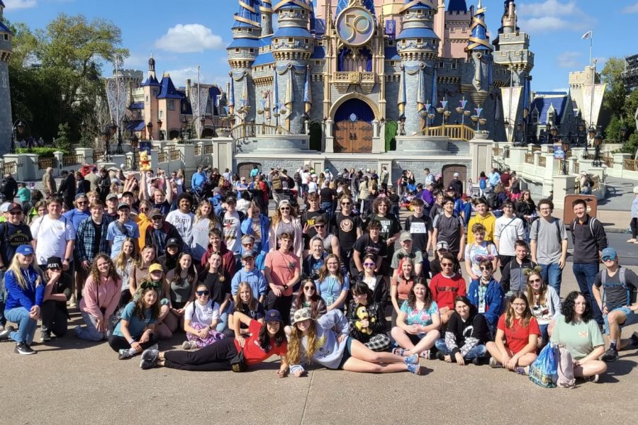 Fenton High band takes a trip to Disney