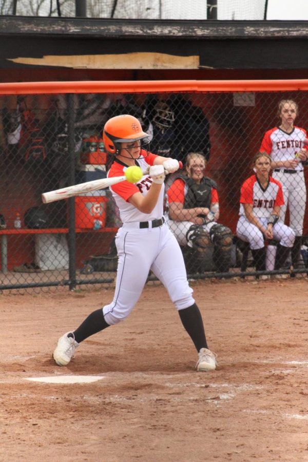 Swinging+her+bat%2C+sophomore+Rachel+Boss+hits+the+ball.+On+May+5%2C+the+Fenton+JV+softball+team+took+on+the+Linden+Eagles+and+lost+2-9.