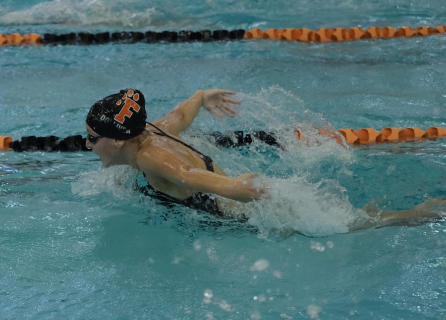 Sophmore Addison Dolliver swam the 100 yard fly with a time of 1:06.14. on Sept, 17. Fenton girls and dive lost the quad meet geeting 367 points.