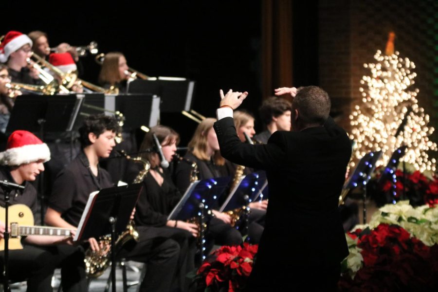 FHS teacher Patrick Conaton conducts his band students. On Dec. 8, the band students held a Christmas concert which was directed by Mr. Conaton.